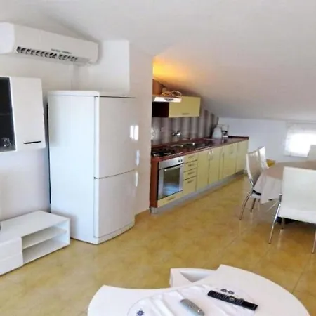 Dani Apartman *
