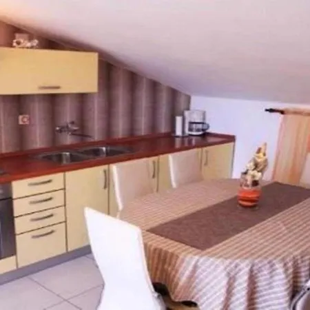 Dani Apartman *